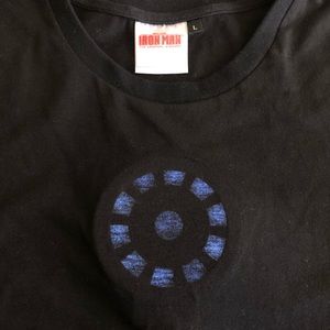 Marvel Iron Man Arc Reactor Light Up T-Shirt
